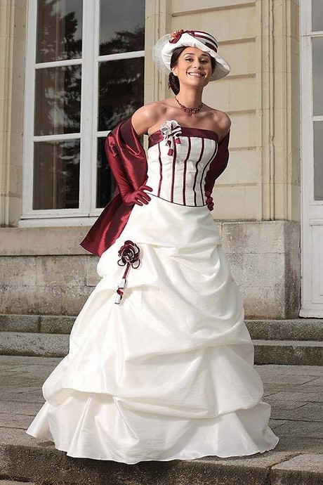Robe de mariée blanche et rouge robe-de-marie-blanche-et-rouge-24_7
