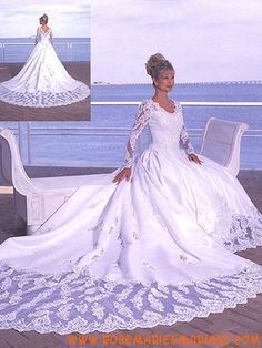 Robe de mariée de princesse avec longue traine robe-de-marie-de-princesse-avec-longue-traine-77_3