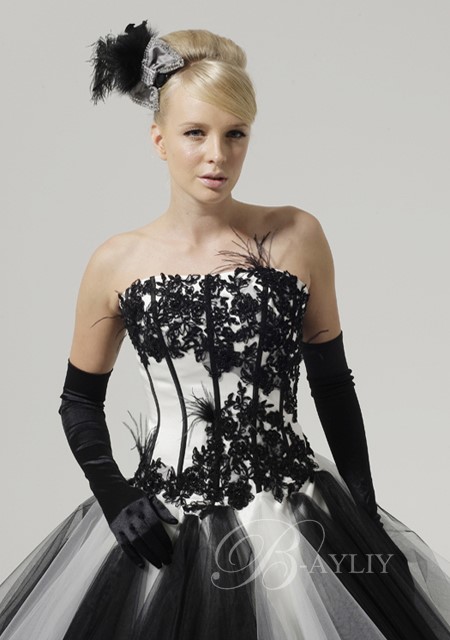 Robe de mariée noire courte robe-de-marie-noire-courte-87_13