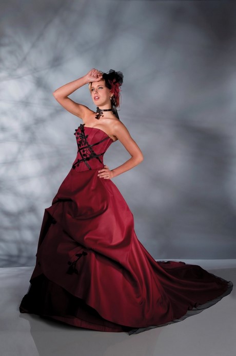 Robe de mariée noire et rouge robe-de-marie-noire-et-rouge-24_13