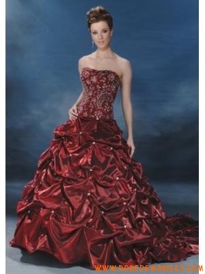 Robe de mariée princesse rouge robe-de-marie-princesse-rouge-36_17