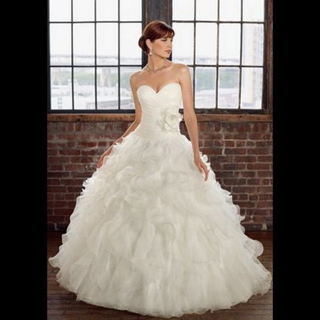 La plus belle robe de mariée la-plus-belle-robe-de-marie-01_12