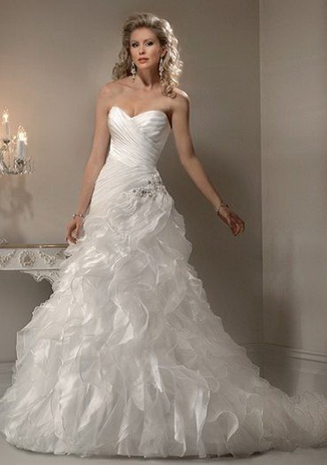 La plus belle robe de mariée la-plus-belle-robe-de-marie-01_5