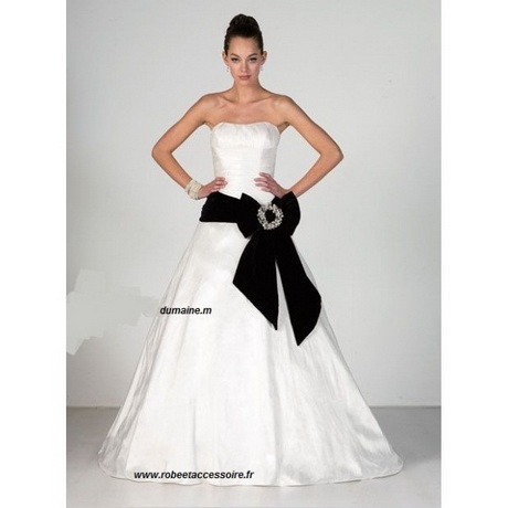 Robe de mariage noir et blanc robe-de-mariage-noir-et-blanc-15_17