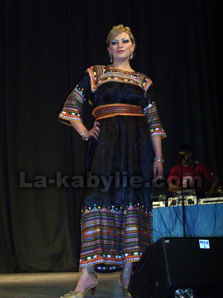 Robe kabyle brodée robe-kabyle-brode-76