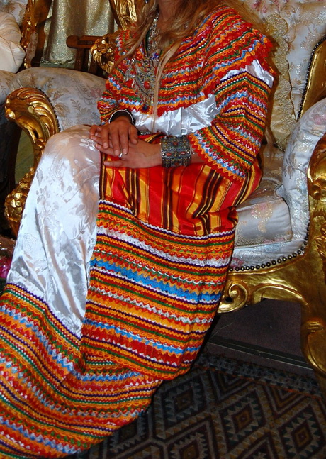 Tenue traditionnelle kabyle tenue-traditionnelle-kabyle-03_7