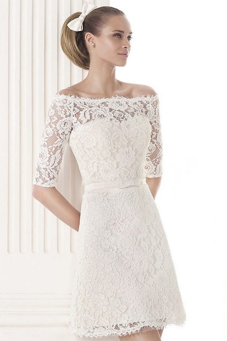 Robe blanche dentelle courte mariage robe-blanche-dentelle-courte-mariage-38_19