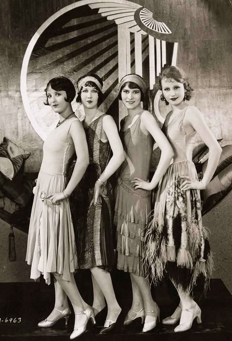 Habillement femmes années 1920 habillement-femmes-annees-1920-26_12