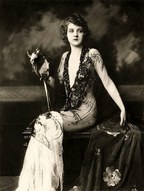 Habillement femmes années 1920 habillement-femmes-annees-1920-26_9