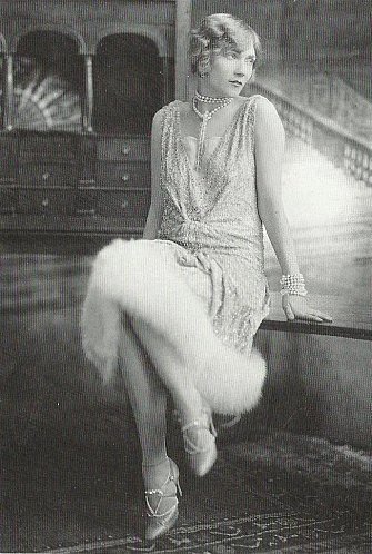 Robe de soirée 1920 robe-de-soiree-1920-15_16