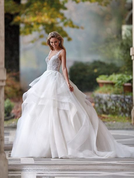 Nouvelle collection robe de mariée 2021 nouvelle-collection-robe-de-mariee-2021-50_6