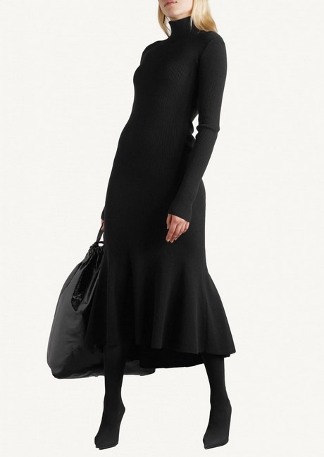 Petite robe noire en laine petite-robe-noire-en-laine-11_10
