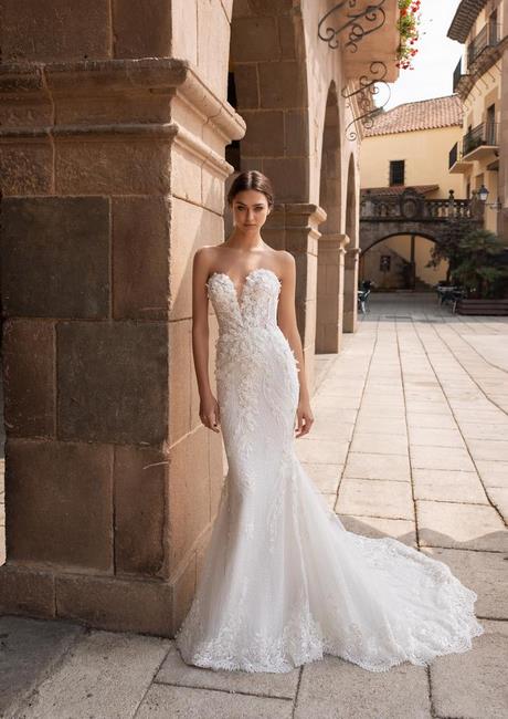 Les plus belle robe de mariée 2020 les-plus-belle-robe-de-mariee-2020-04_12