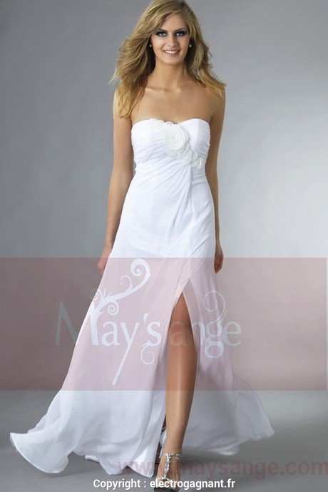 Robe blanche mariage pas cher robe-blanche-mariage-pas-cher-55_3