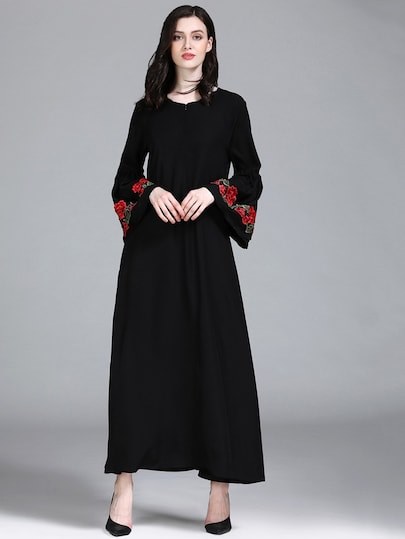 Robe longue noir avec manche robe-longue-noir-avec-manche-70_6