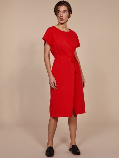 Robe rouge ample robe-rouge-ample-04_8