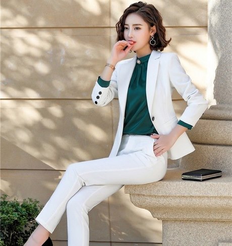 Tailleur pantalon femme blanc tailleurs et vestes tailleur-pantalon-femme-blanc-tailleurs-et-vestes-90_8