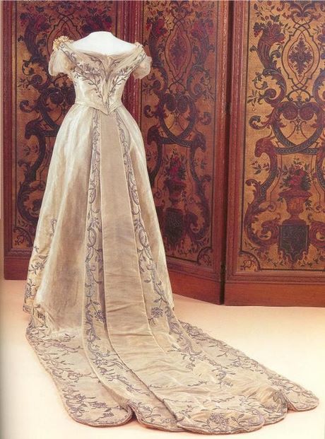 Robe blanche antique robe-blanche-antique-67_9