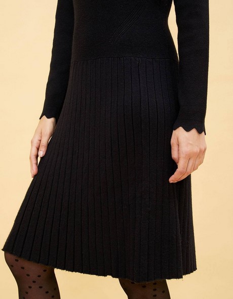 Robe noire plissée robe-noire-plissee-05_9