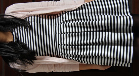 Robe rayée noir et blanc robe-raye-noir-et-blanc-32_3