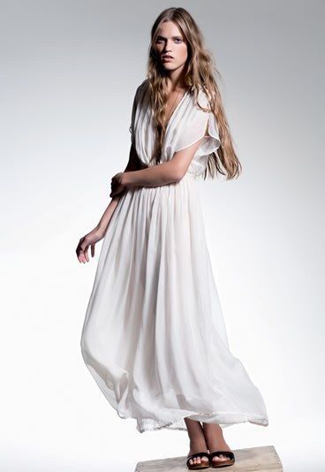 Robe blanche ete longue robe-blanche-ete-longue-82_16