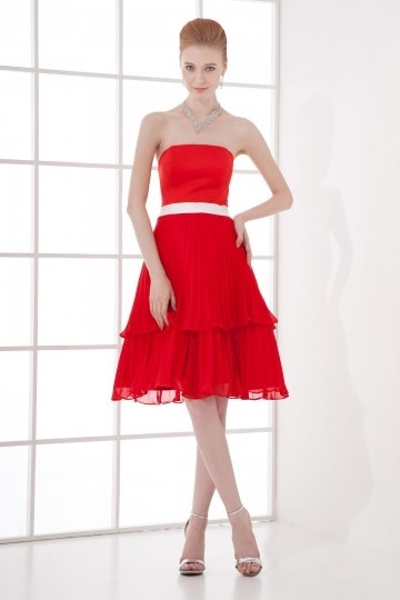 Robe blanche rouge