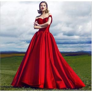 Robe de mariée rouge 2017 robe-de-marie-rouge-2017-33_5