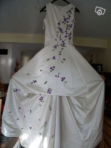 Robe blanche et violette robe-blanche-et-violette-53_9