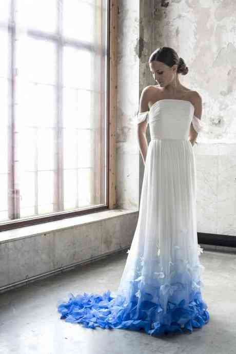 Robe de mariee avec du bleu robe-de-mariee-avec-du-bleu-27_14