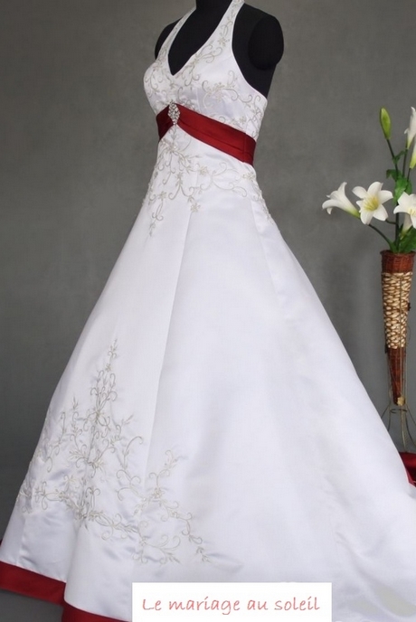 Robe de mariée bordeau et blanche robe-de-mariee-bordeau-et-blanche-34_5