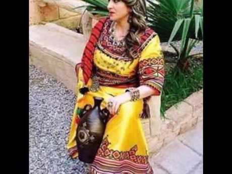 Modele robe kabyle moderne 2017 modele-robe-kabyle-moderne-2017-49_7