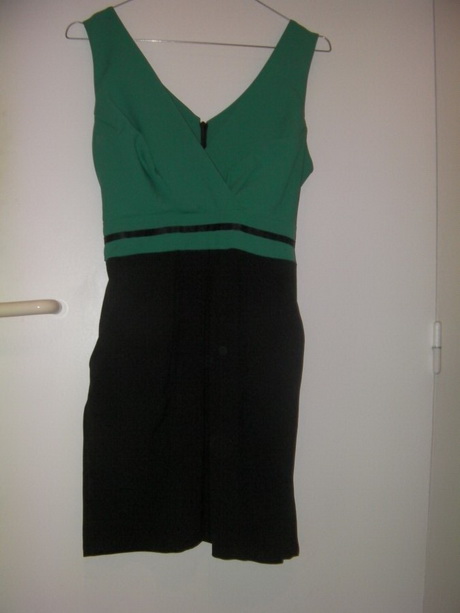Robe noir et verte robe-noir-et-verte-30_8