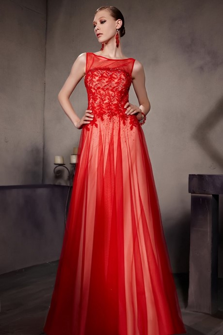 Robe de soirée rouge en dentelle robe-de-soiree-rouge-en-dentelle-75_12