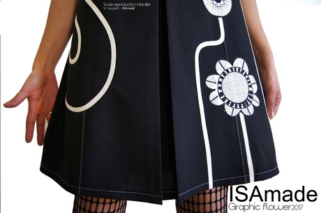 Robe fleurie noire et blanche robe-fleurie-noire-et-blanche-67_14