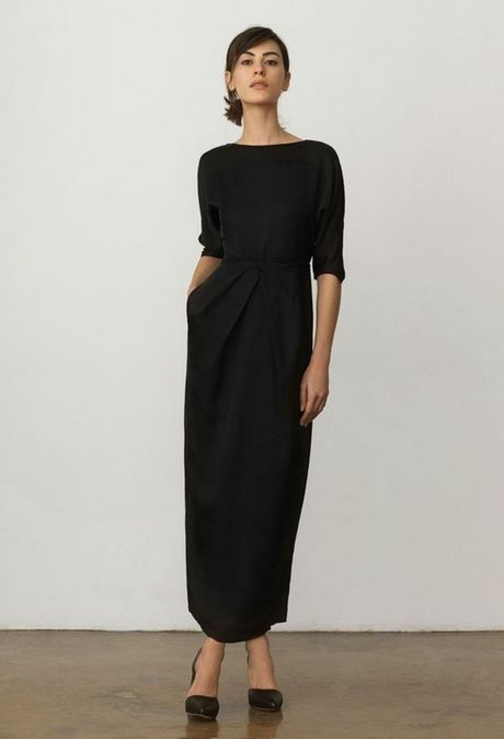 Robe noir manche longue simple robe-noir-manche-longue-simple-45_13