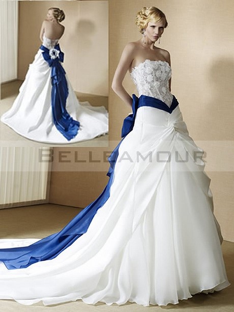 Robe de mariée bleu et blanche
