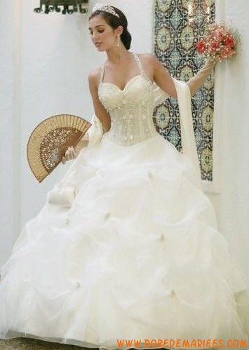 Robe de mariée de princesse de luxe robe-de-marie-de-princesse-de-luxe-42_18