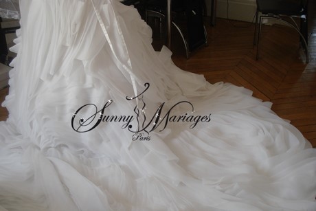 Robe de mariée princesse longue traine robe-de-marie-princesse-longue-traine-15_9