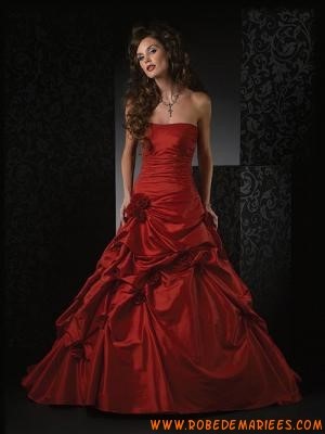 Robe de mariée rouge courte robe-de-marie-rouge-courte-28_10