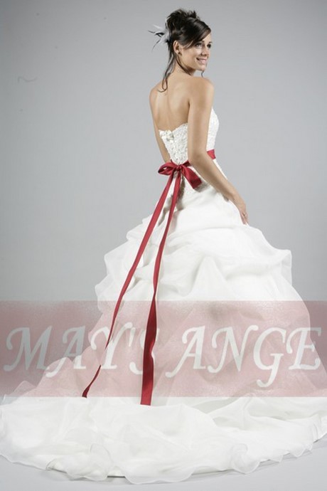 Robe de mariée rouge et blanche robe-de-marie-rouge-et-blanche-88_14
