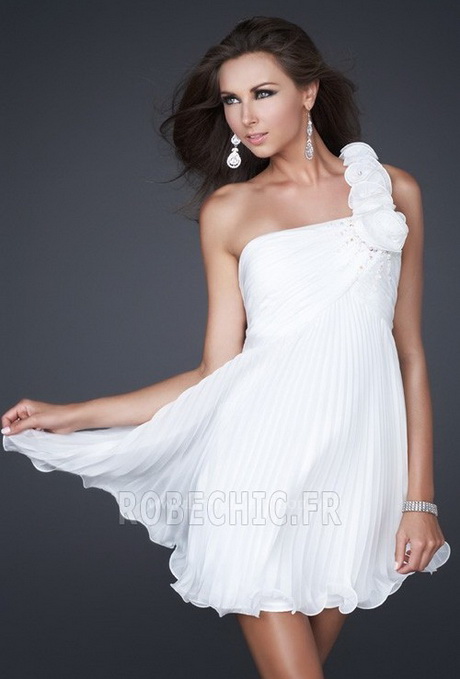 Robe blanche soirée courte robe-blanche-soire-courte-30_18