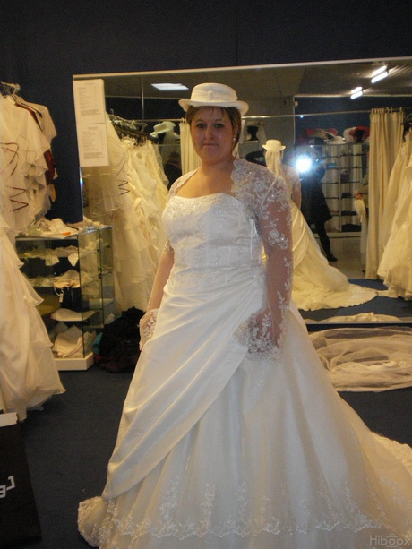 Robe de mariée avec chapeau robe-de-marie-avec-chapeau-11