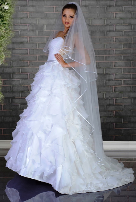 Robe de mariée avec voile robe-de-marie-avec-voile-39_18