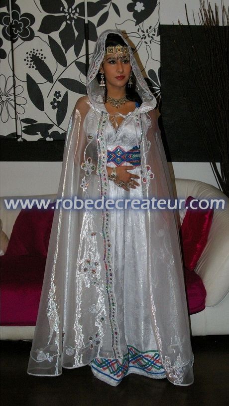 Robe kabyle avec burnous robe-kabyle-avec-burnous-55_17