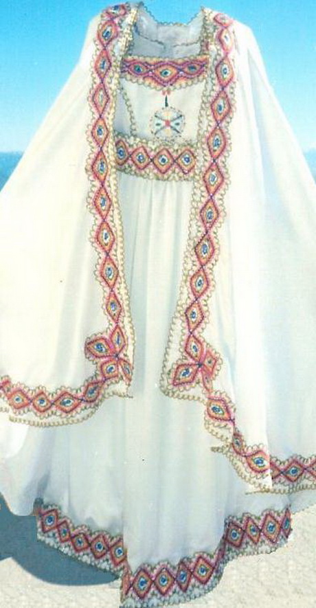Robe kabyle avec burnous robe-kabyle-avec-burnous-55_5