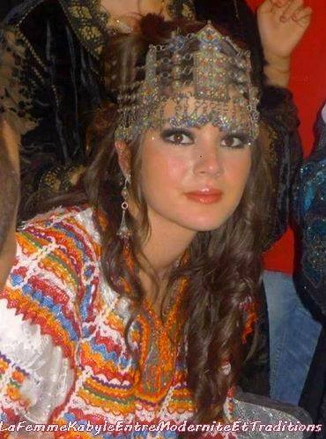Robe kabyle traditionnelle robe-kabyle-traditionnelle-52_10