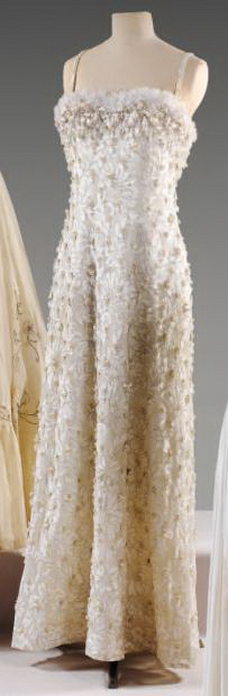 Robe longue dentelle beige robe-longue-dentelle-beige-50_13