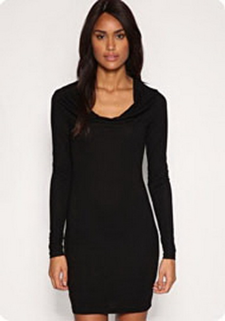 Robe noir simple robe-noir-simple-95_4