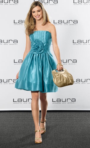 Laura petite robe de bal laura-petite-robe-de-bal-73_7