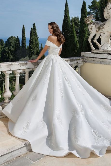 Robe de mariée de luxe 2021 robe-de-mariee-de-luxe-2021-79